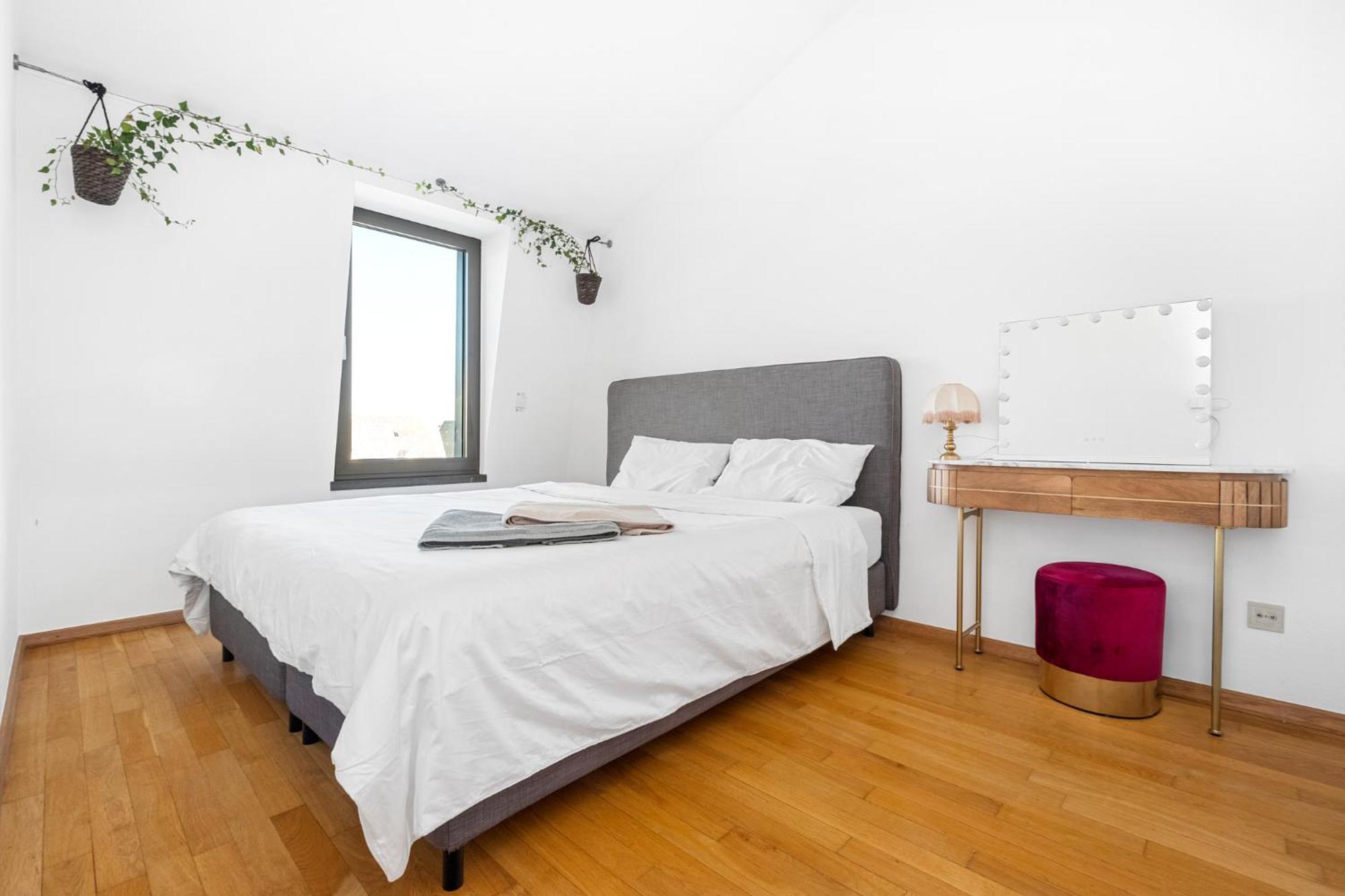 160m2 Penthouse In The Centre With A Balcony And The View * Luxembourg